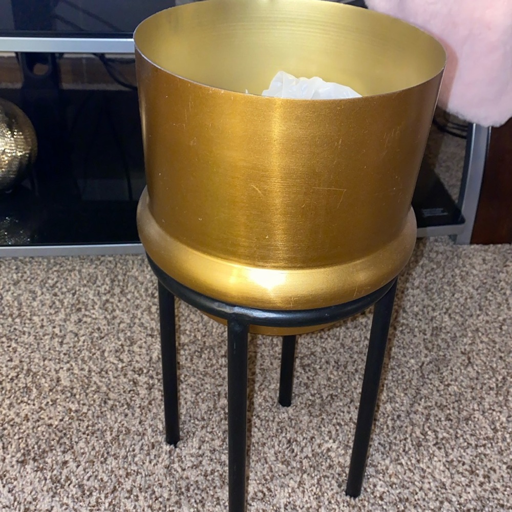 Flower pot planter - Picture 2 of 2